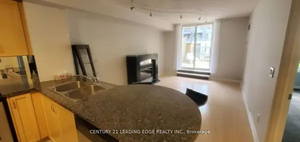 18 Kenaston GDNS #212, Toronto C15, ON M2K 1G8