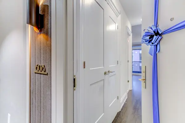 Toronto C02, ON M5R 0C8,88 Cumberland ST #608