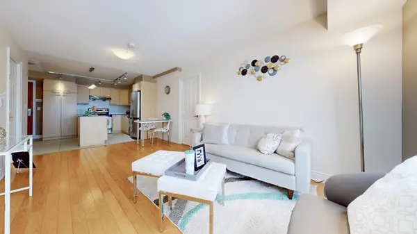 37 Galleria Pkwy #908, Markham, ON L3T 0A5