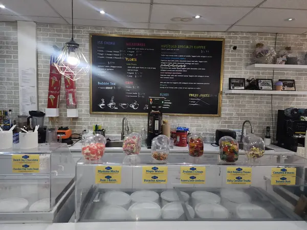 6605 Highway 7 N/A #2, Markham, ON L3P 7P1