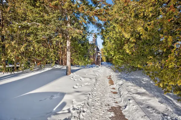 23 DAWSON DR #113, Collingwood, ON L9Y 5B4