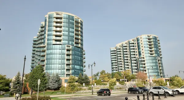 37 Ellen ST #511, Barrie, ON L4N 6G2