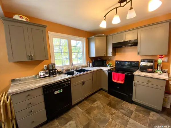 204 4th STREET E, Carnduff, SK S0C 0S0