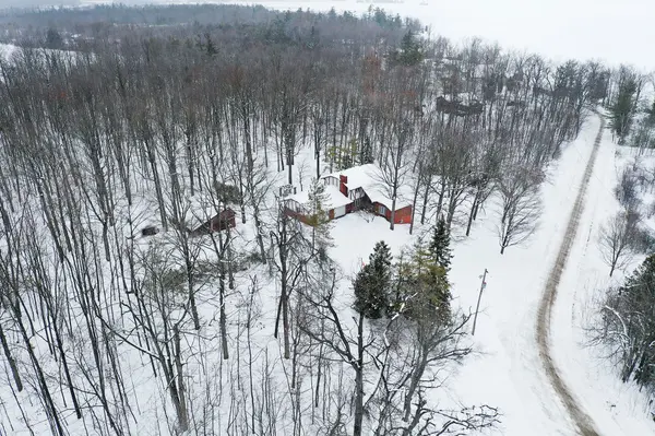 149 Lakebreeze RD, Kawartha Lakes, ON K0M 1N0