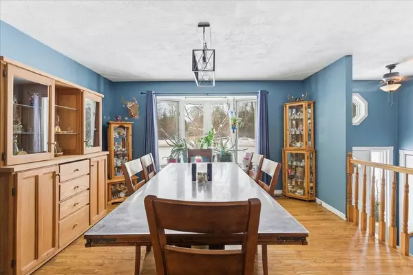 Tweed, ON K0K 3J0,1442 Quin Mo Lac RD