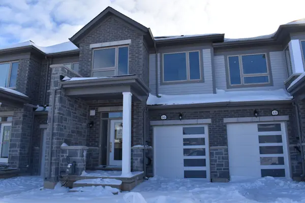 66 Edminston DR, Centre Wellington, ON N1M 0J1