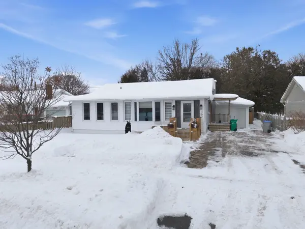 Goderich, ON N7A 1X8,202 Bennett ST W