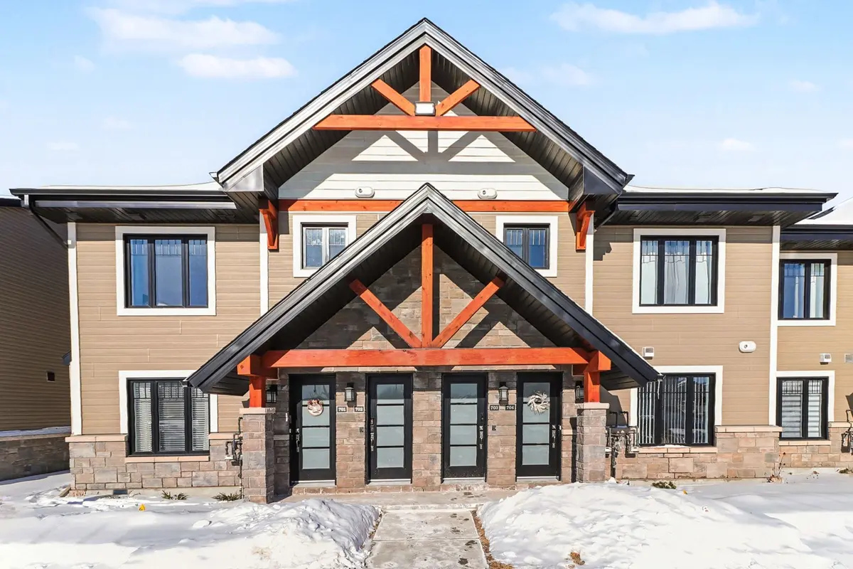 Russell, ON K0A 1W0,123 St Moritz TRL #702