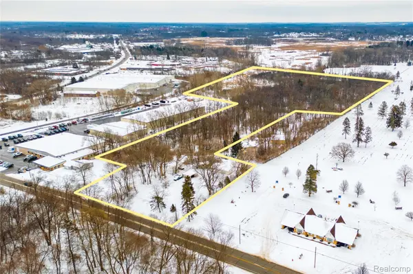 433 E South ST, Summit Township, MI 49203