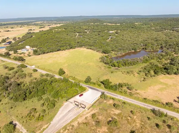 4171 Pleasant Valley Road, Mineral Wells, TX 76067