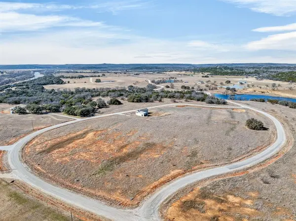 2157 River Shoals Road, Mineral Wells, TX 76067