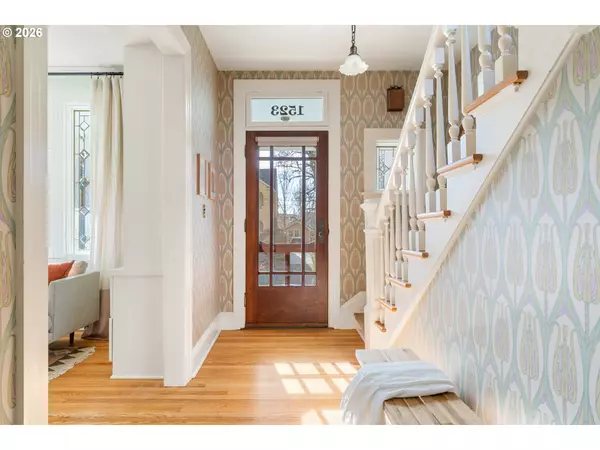 Portland, OR 97214,1523 SE TAYLOR ST