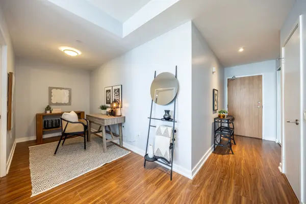 75 Queens Wharf RD #3903, Toronto C01, ON M5V 0J8