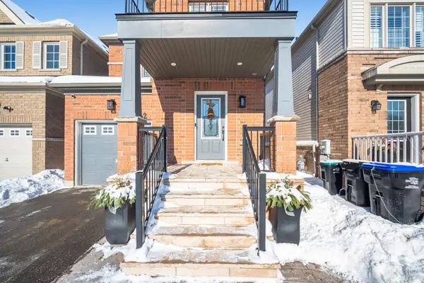 82 Orr DR, Bradford West Gwillimbury, ON L3Z 0B9