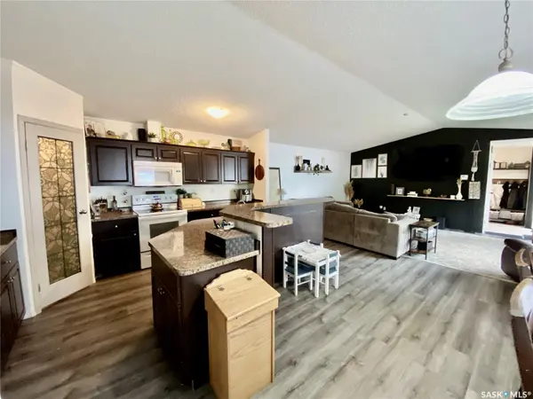 114 3 STREET E, Carnduff, SK S0C 0S0