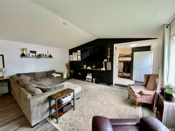 114 3 STREET E, Carnduff, SK S0C 0S0