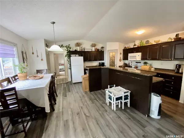 114 3 STREET E, Carnduff, SK S0C 0S0