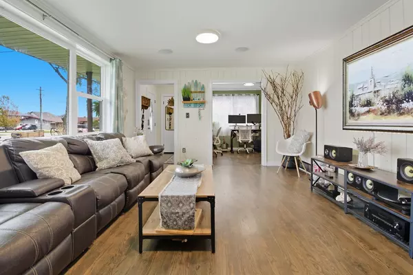 Fort Erie, ON L0S 1N0,464 Gorham RD