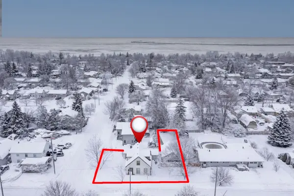 Goderich, ON N7A 3T4,162 Wellington ST S