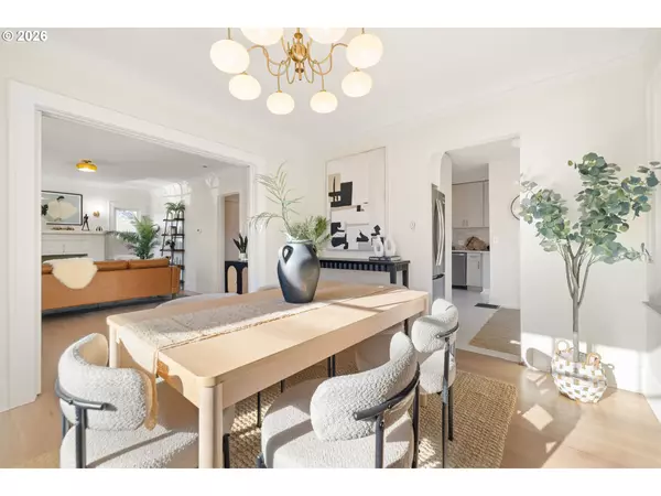 Portland, OR 97202,3925 SE FRANKLIN ST