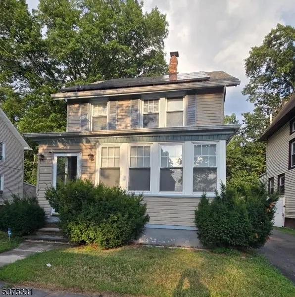 172 Brighton Ave, East Orange City, NJ 07017