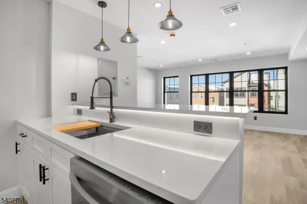 479 15Th Ave Unit 2 #2, Newark City, NJ 07103