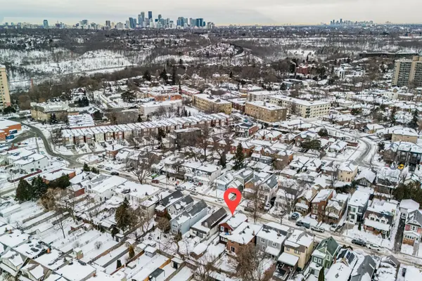 57 Westwood AVE, Toronto E03, ON M4K 2A7