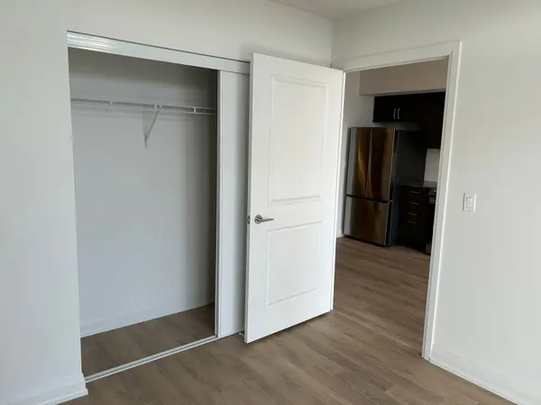 Toronto E09, ON M1G 0A8,10 Meadowglen PL #1106