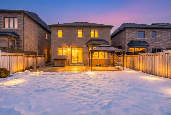 Caledon, ON L7C 4H8,46 Ash Hill AVE