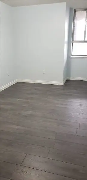 Toronto W10, ON M9V 4M1,40 Panorama CT #1407