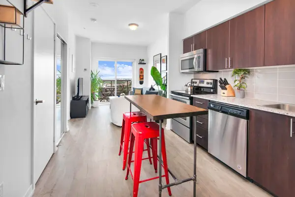 1410 Dupont ST #2708, Toronto W02, ON M6H 0B6