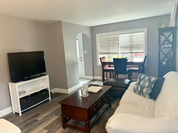 582 9th ST, Hanover, ON N4N 1M6