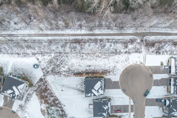 200 Eagle ST, North Middlesex, ON N0M 2K0