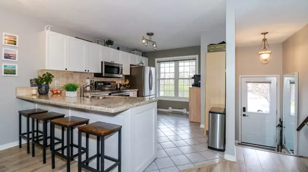 Blue Mountains, ON N4L 2P0,150 Victoria ST S #126