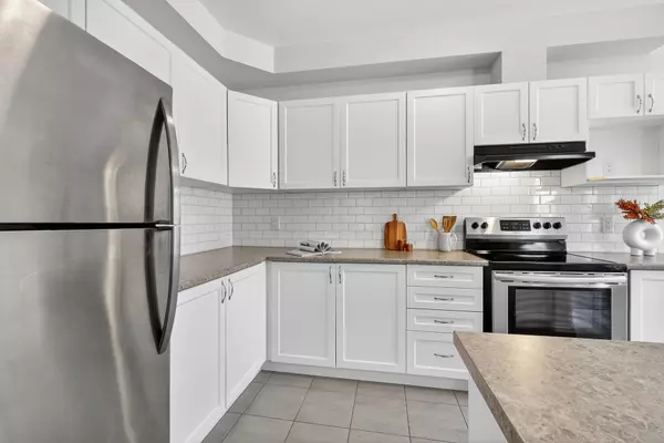 Barrhaven, ON K2J 6S8,735 Megrez WAY