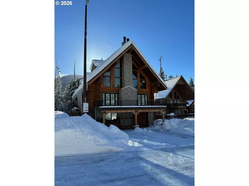 89790 E MORRISON LN, Government Camp, OR 97028