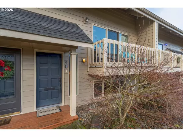 Longview, WA 98632,1310 RIVER RD #9