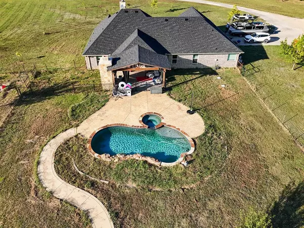 Trenton, TX 75490,460 County Road 4421