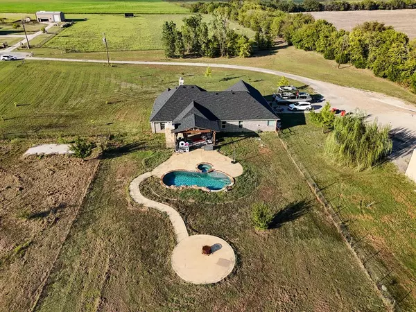 Trenton, TX 75490,460 County Road 4421