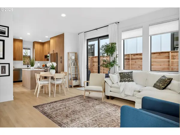 312 G AVE #C6, Lake Oswego, OR 97034