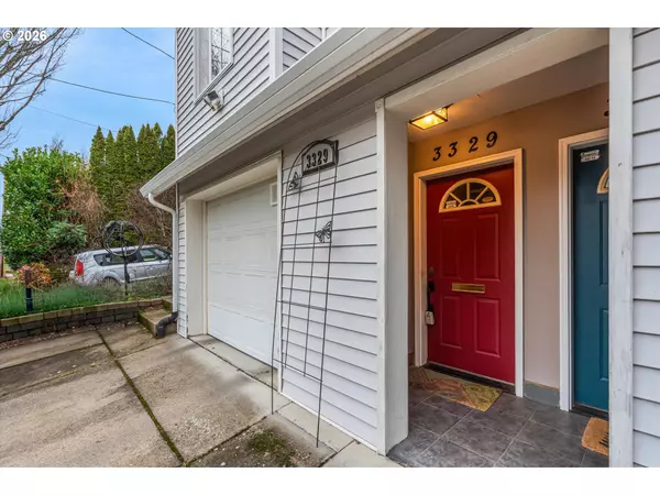 Portland, OR 97202,3329 SE WAVERLEIGH BLVD