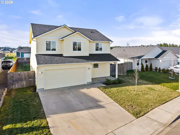 405 CARDINAL AVE, Winlock, WA 98596