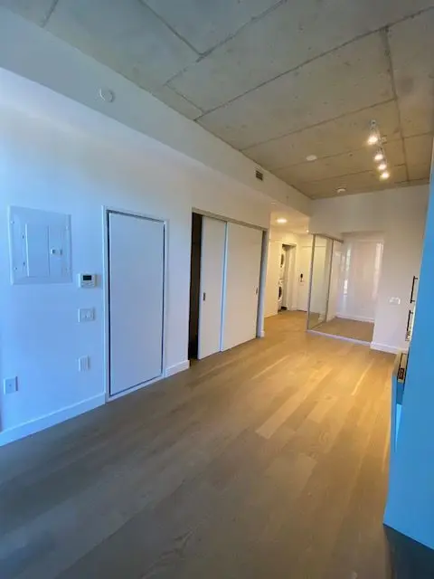 Toronto, ON M4G 3C4,1720 Bayview AVE #330