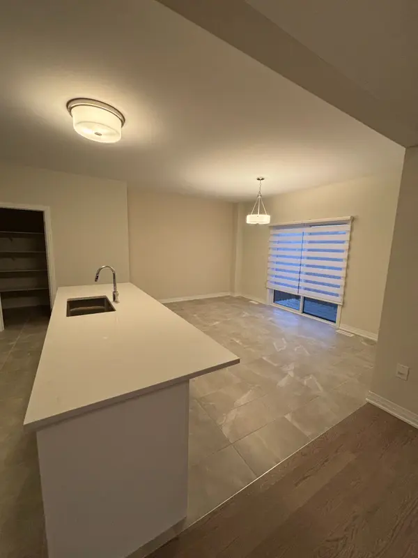 Out Of Area, ON L0K 2B0,3114 Searidge ST E