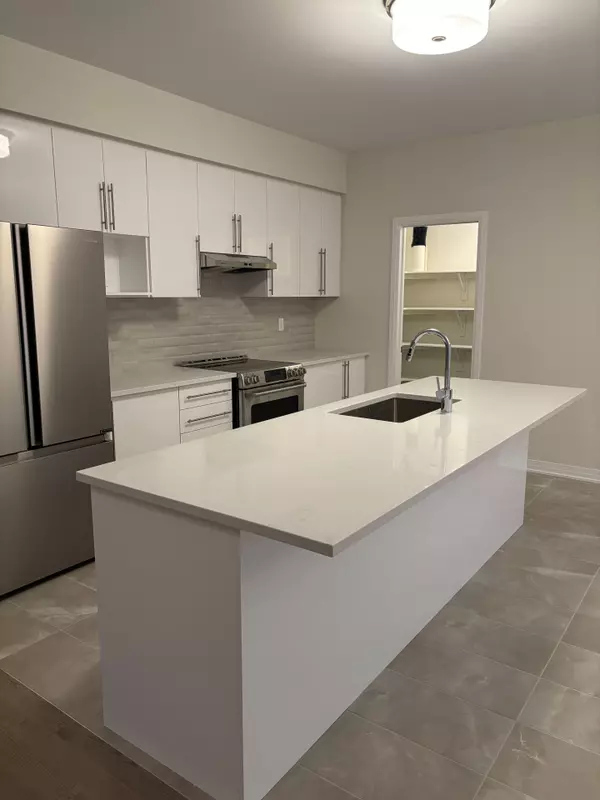 Out Of Area, ON L0K 2B0,3114 Searidge ST E