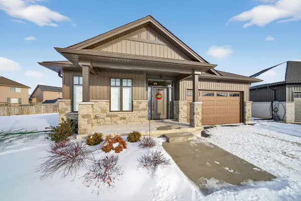 Haldimand, ON N0A 1J0,24 CRADDOCK BLVD #23