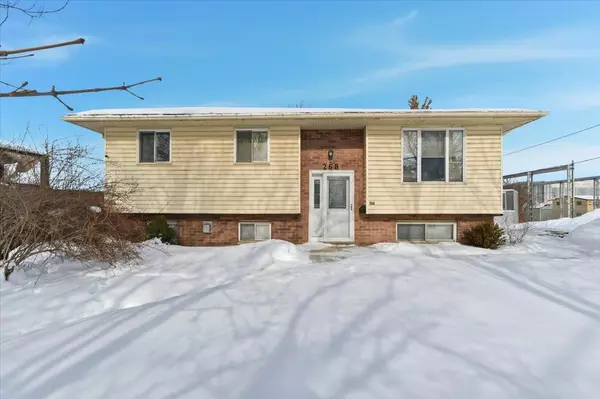 Belleville, ON K8N 5P7,268 College ST E