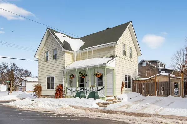 35 Mary ST, Mississippi Mills, ON K0A 1A0