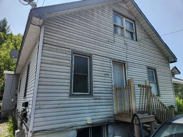 Greater Sudbury, ON P3B 2E4,579 Kingsway WAY