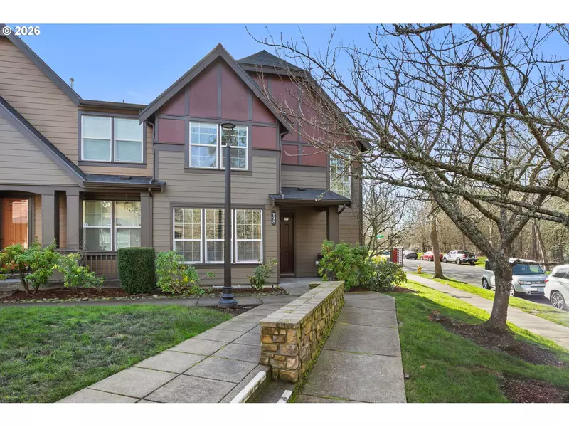 798 NE 72ND AVE, Hillsboro, OR 97124